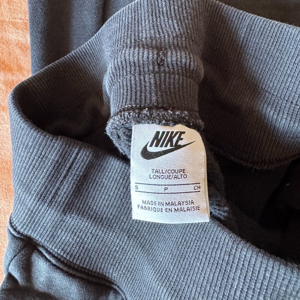 Nike phoenix fleece Black Joggers, size S TALL